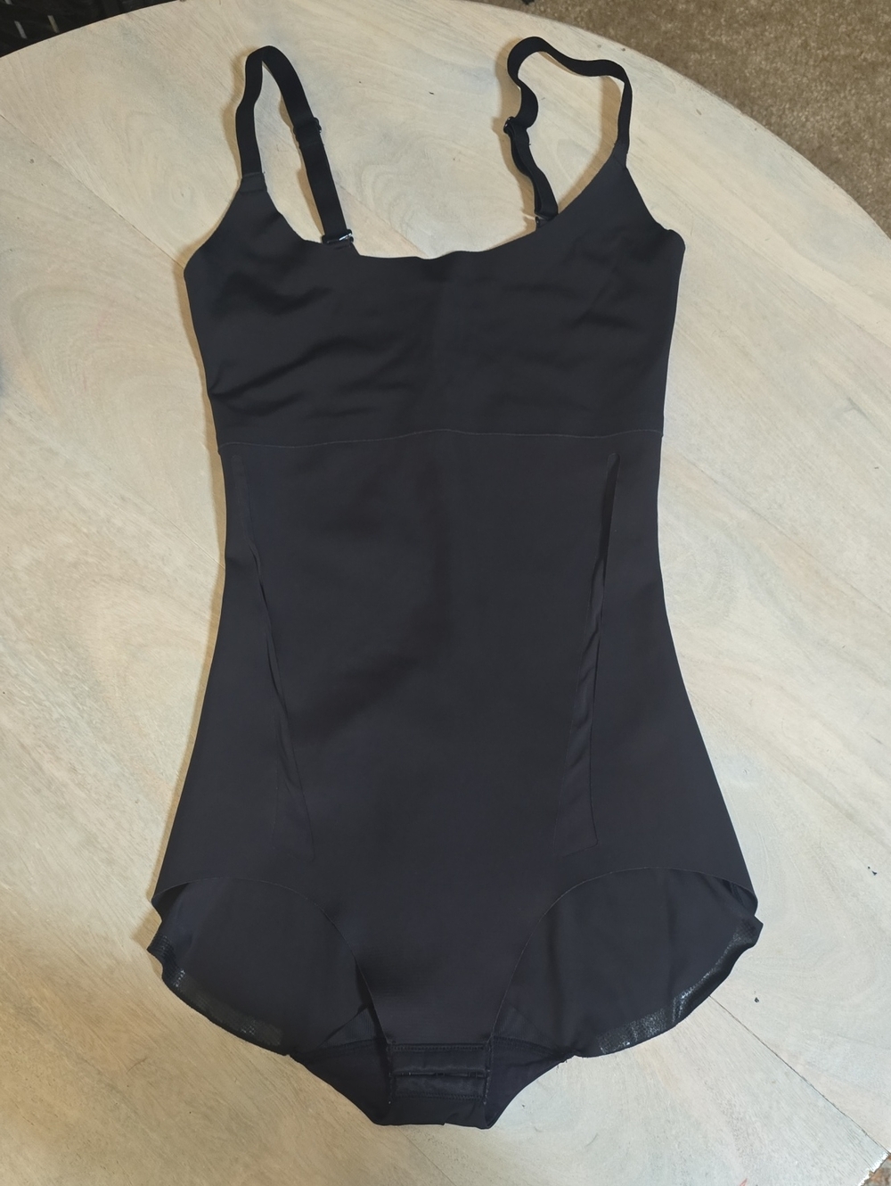 Maidenform Modern Sculpts Extra Firm Shaping Bodysuit Black Medium SES108